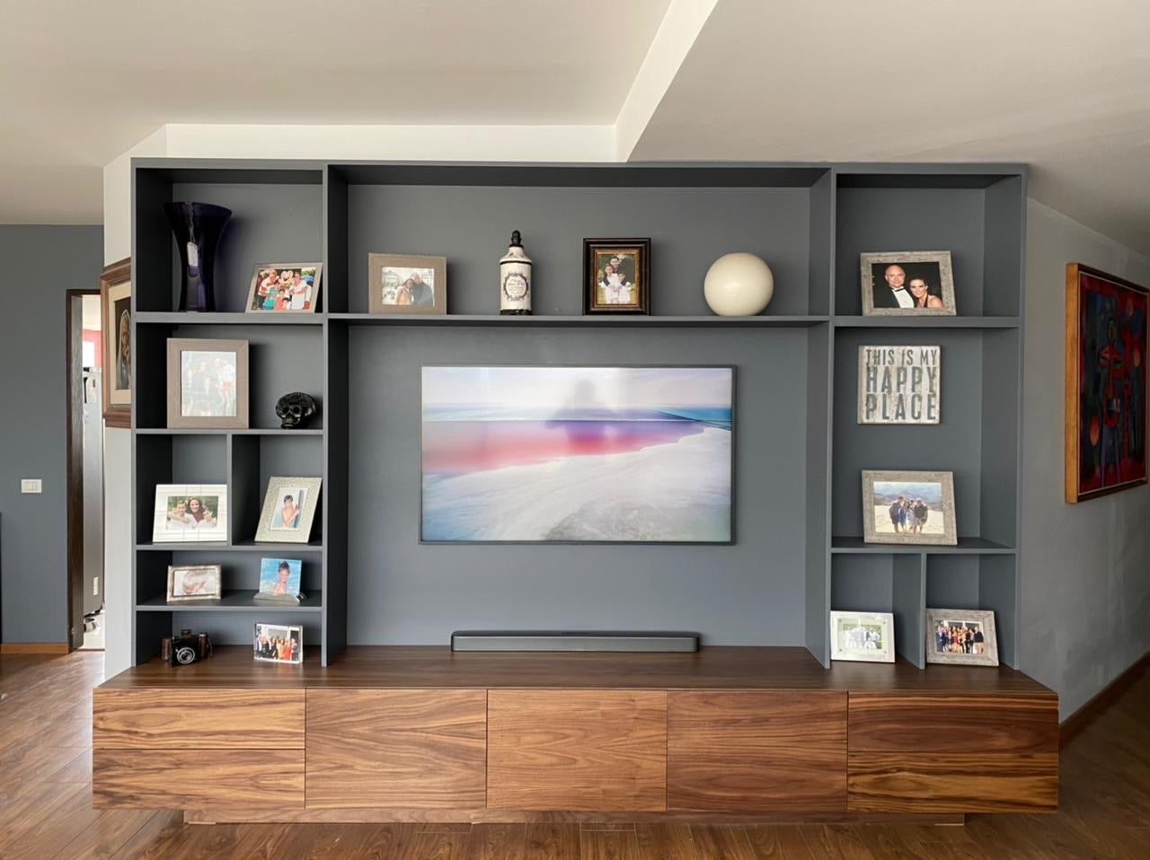 Mueble TV y Librero Nuria – Casa Terracota